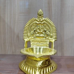 Kamakshi Vilakku